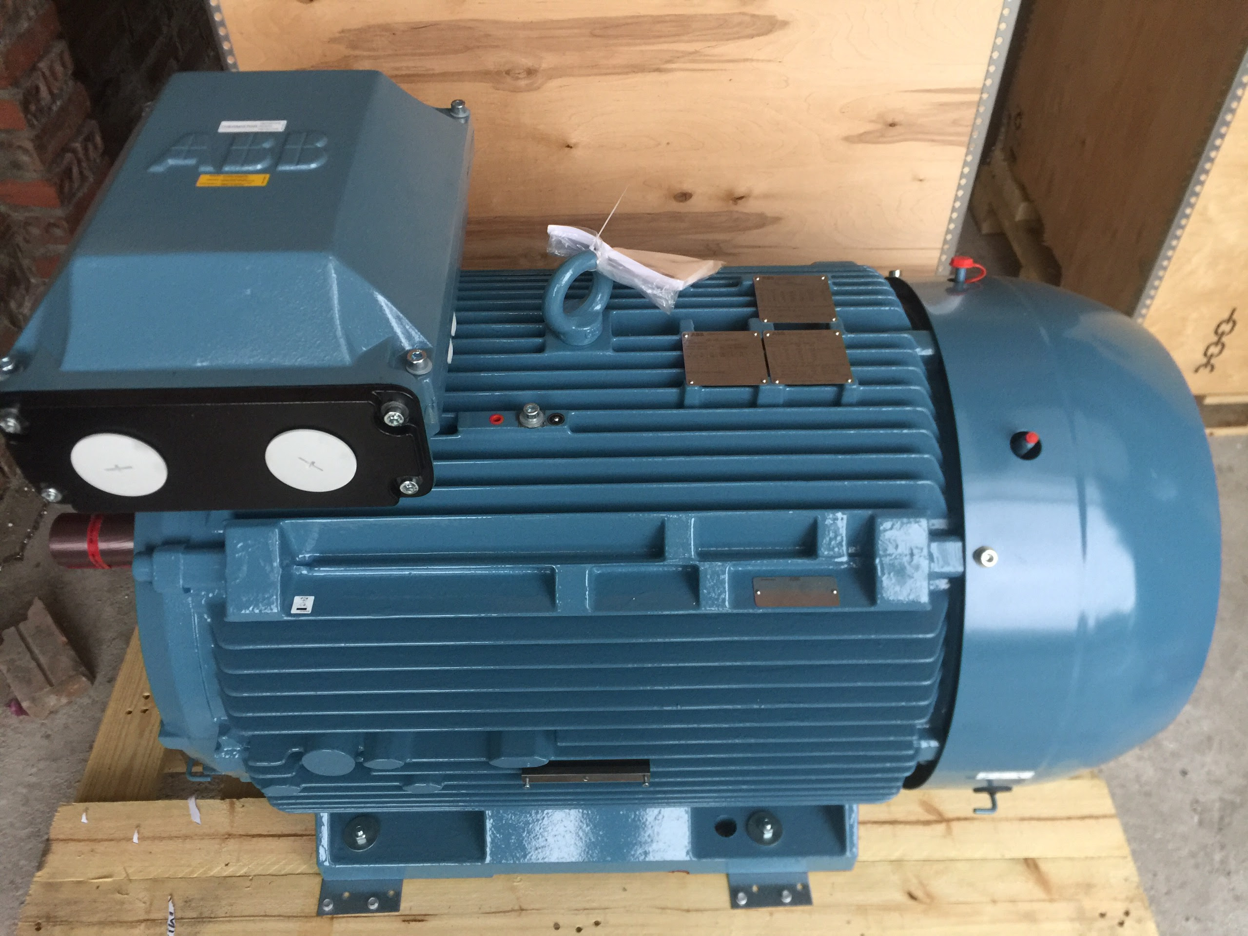 M2BAX 9-Phase squirrel cage motor